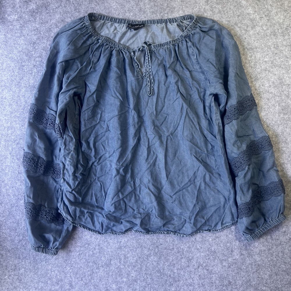 Alison Andrews Crochet Lace Peasant Blouse Medium Blue Chambray Lyocell